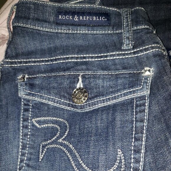 💥Like NEW!  Rock & Republic Bootcut  Kendall Jeans Size 6  Waist 30" x 25" - Picture 1 of 5